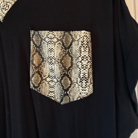 Venus Cold Shoulder Stretch Top - Picture 2 of 6